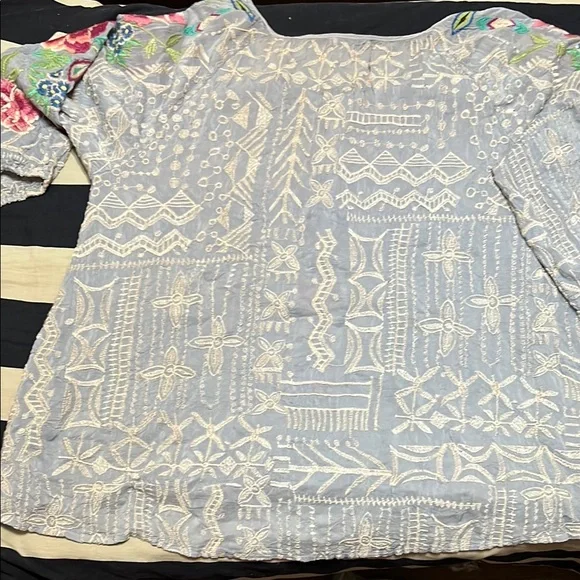 Johnny Was Trista Embroidered Tunic - Picture 5 of 6